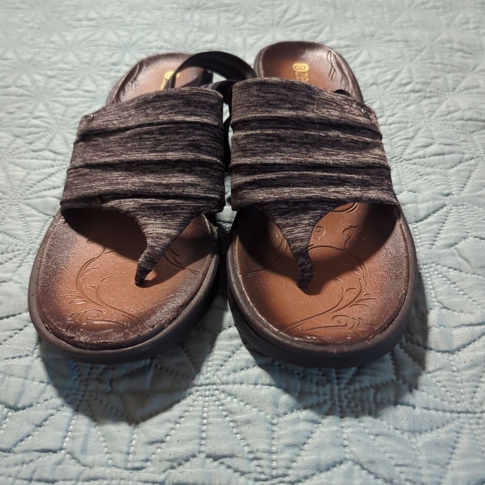 BZees  "Dazzle" Thong Wedge Sandals Women's Size 8M Gray/Black Fabric Upper - Picture 5 of 10